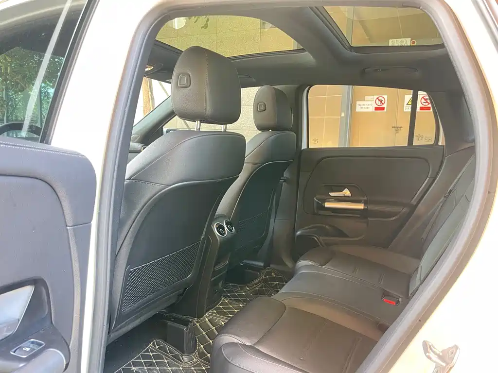 Mercedes-Benz GLA 2022