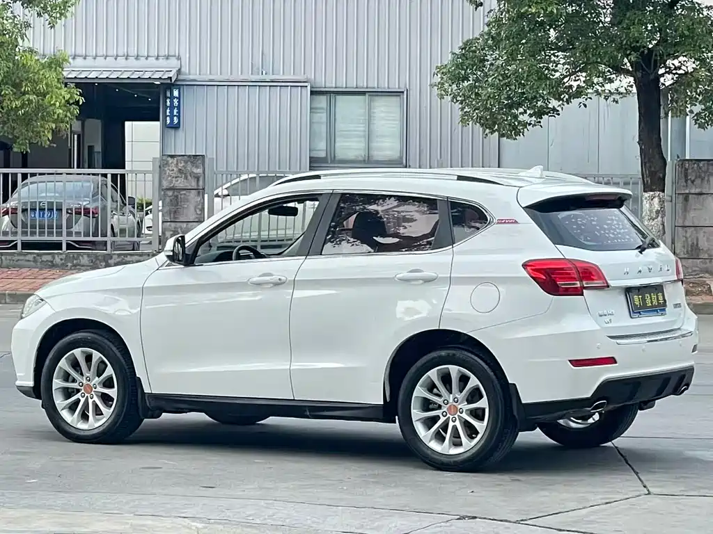 Haval H2 2017 — фото 7