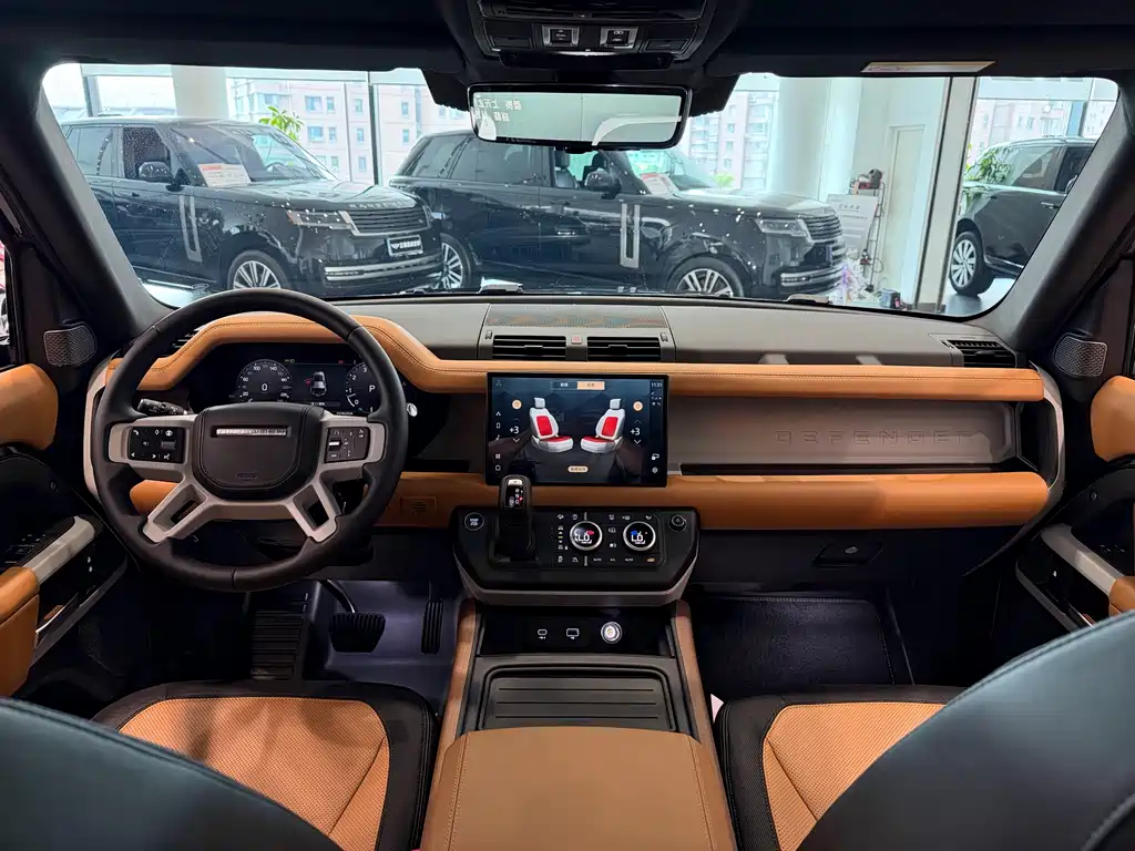 Land Rover Defender 2024 — фото 17