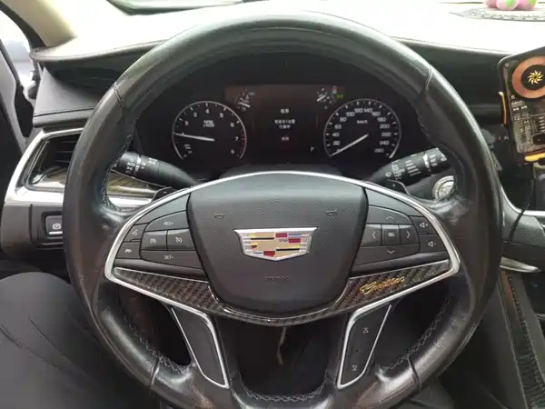 Cadillac XT5 2018