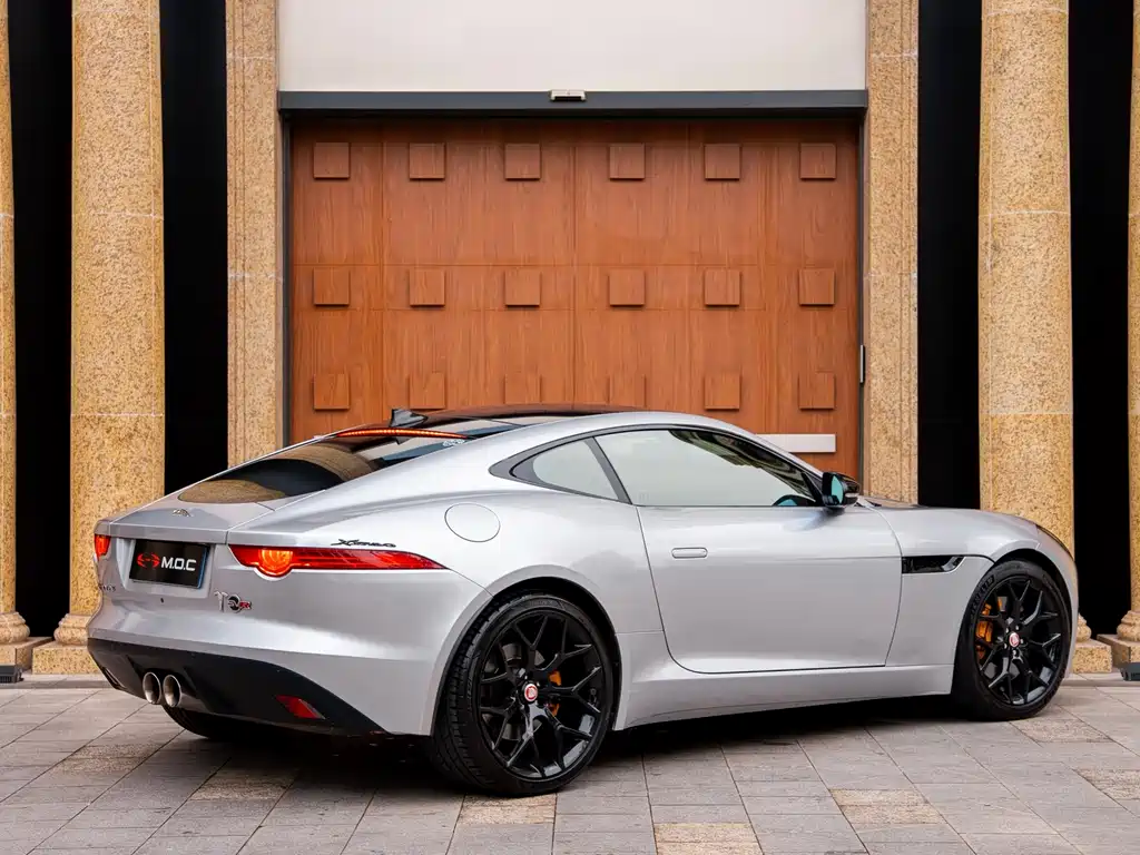 Jaguar F-TYPE 2015 — фото 6