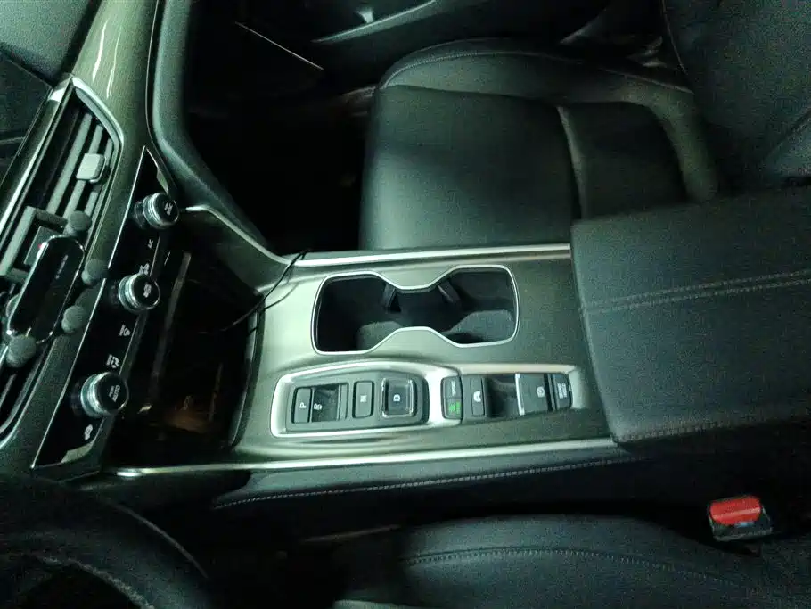 Honda Accord 2022 — фото 16