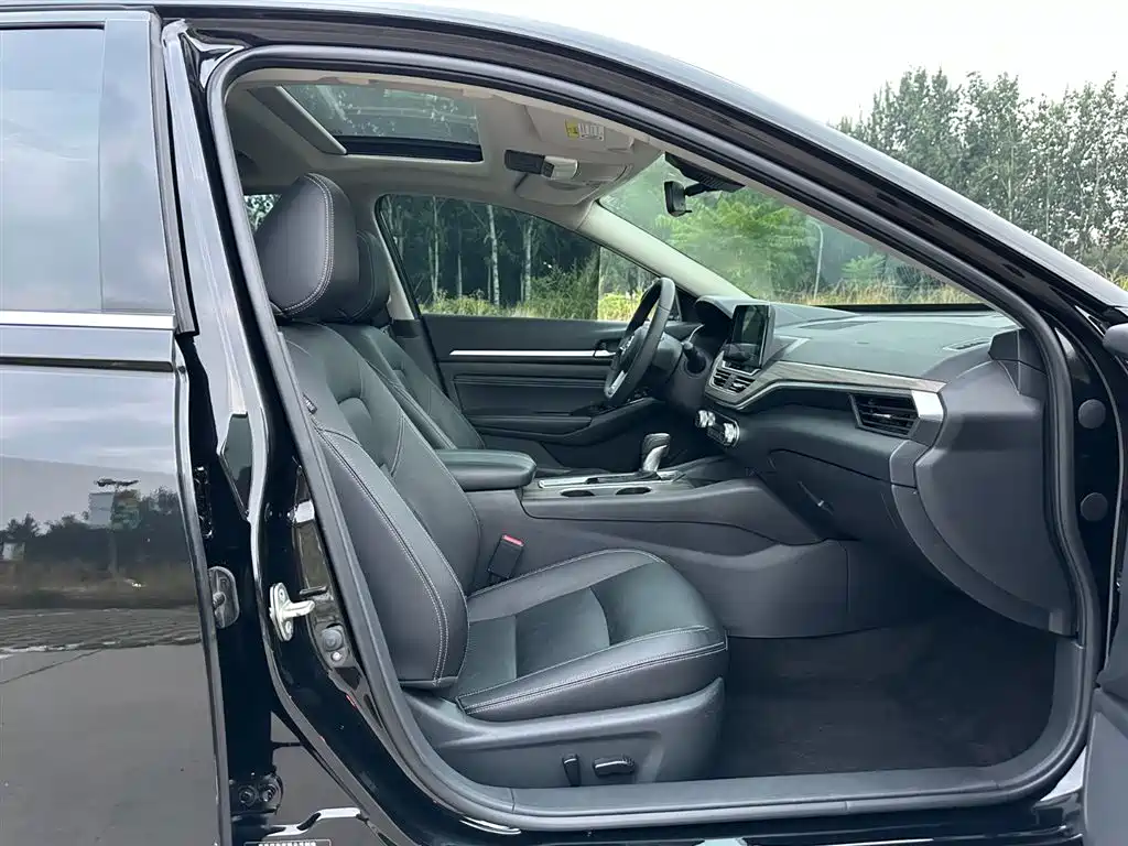 Nissan Teana 2021 — фото 15