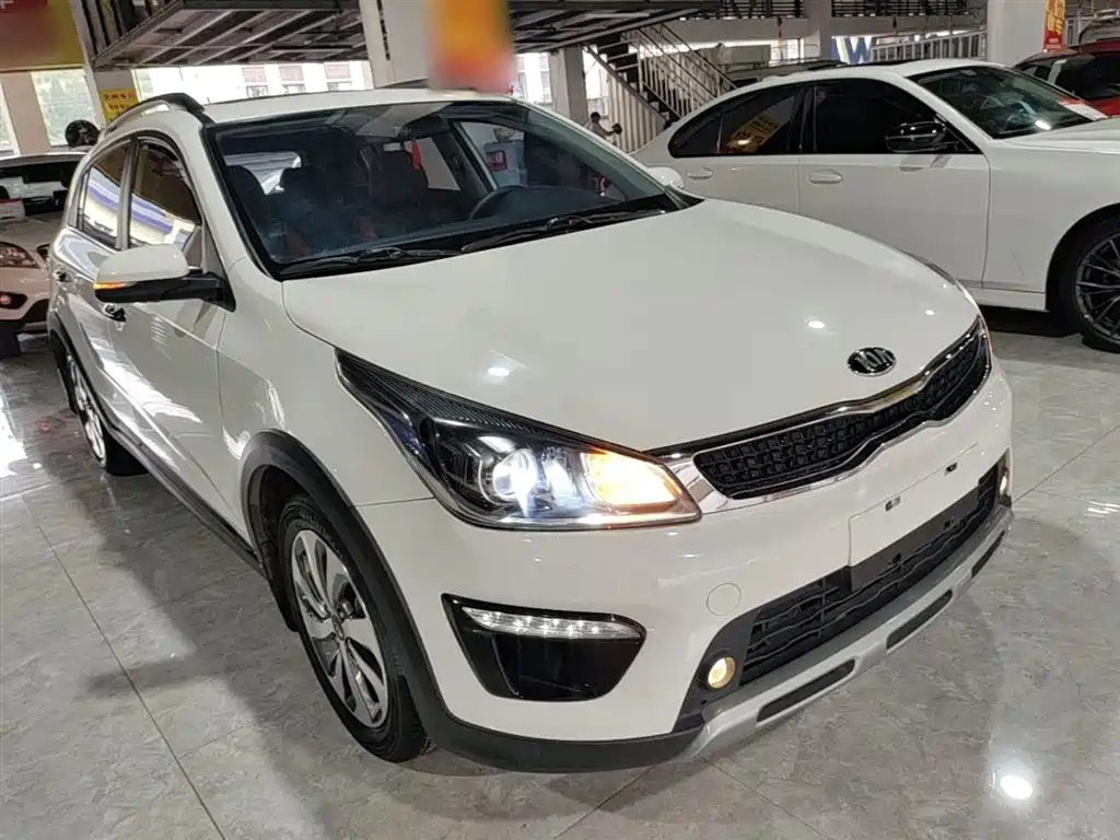 Kia KX Cross 2018 — фото 4