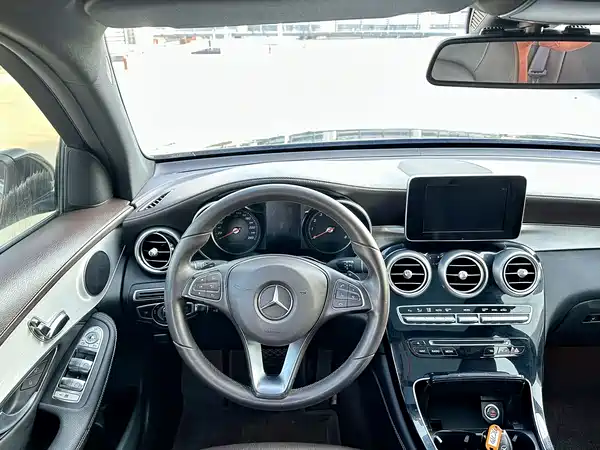 Mercedes-Benz GLC 2016