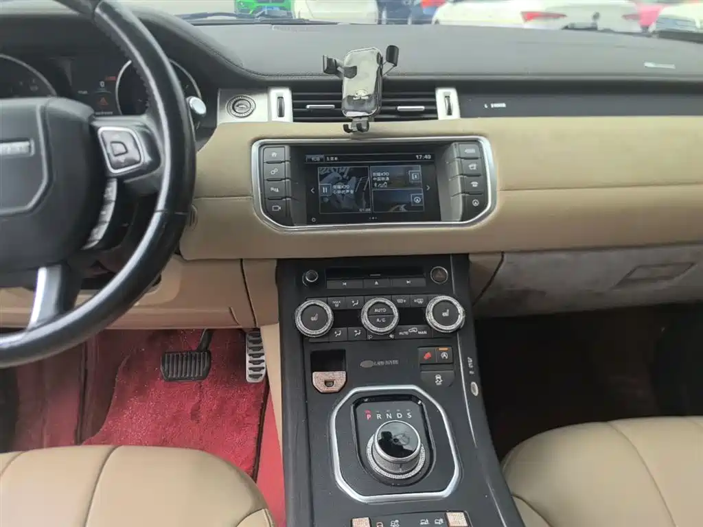 Land Rover Evoque 2016 — фото 13