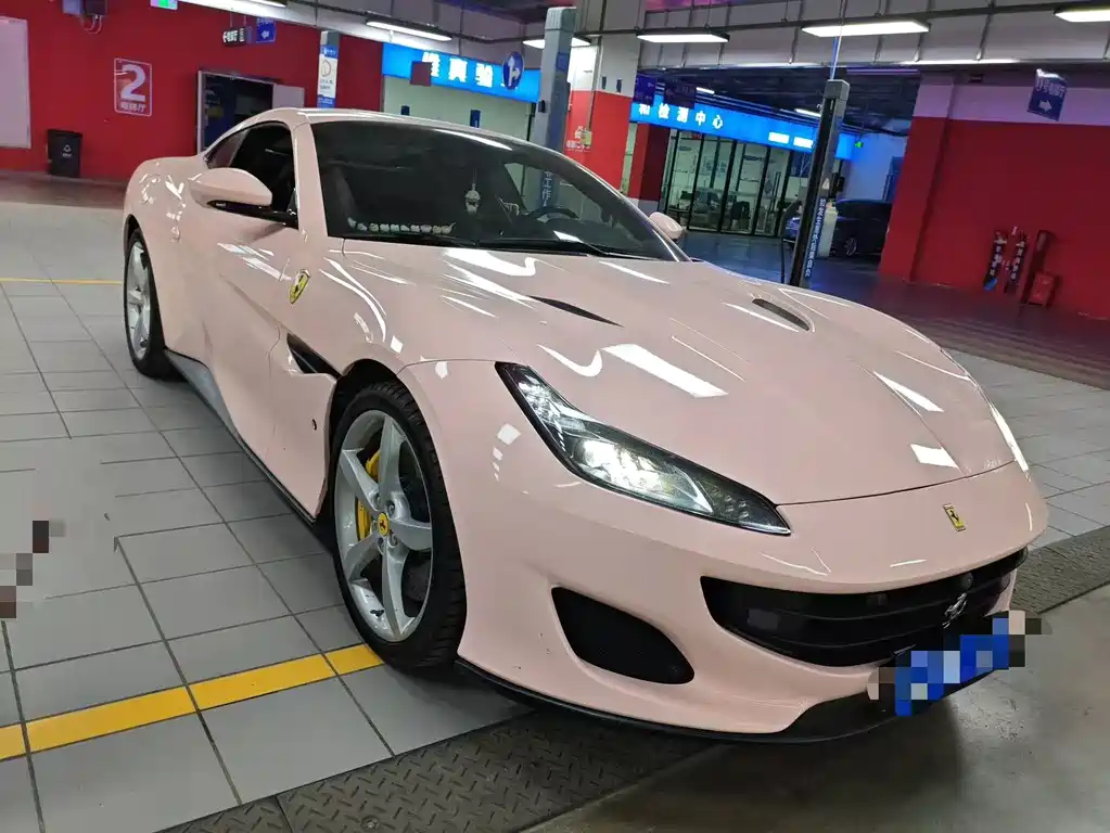 Ferrari Portofino 2019 — фото 1