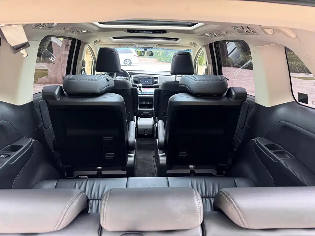 Honda Odyssey 2019 — фото 6