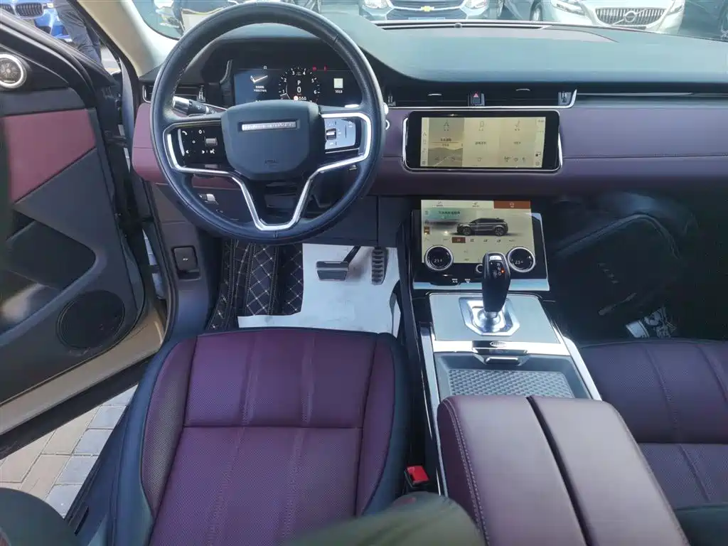Land Rover Evoque 2023 — фото 11