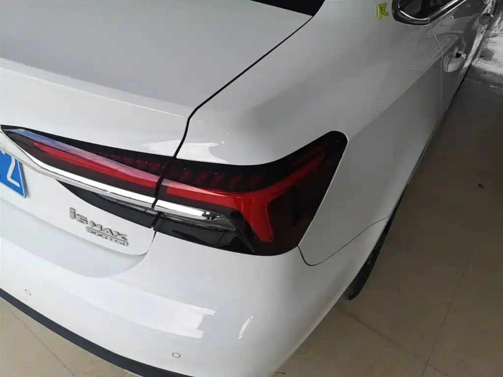 Roewe i6 MAX 2020 — фото 8