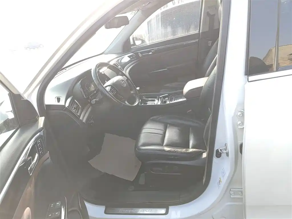 GAC Motor Trumpchi GS8 2019 — фото 15