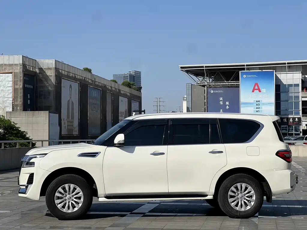 Nissan Patrol 2018 — фото 3
