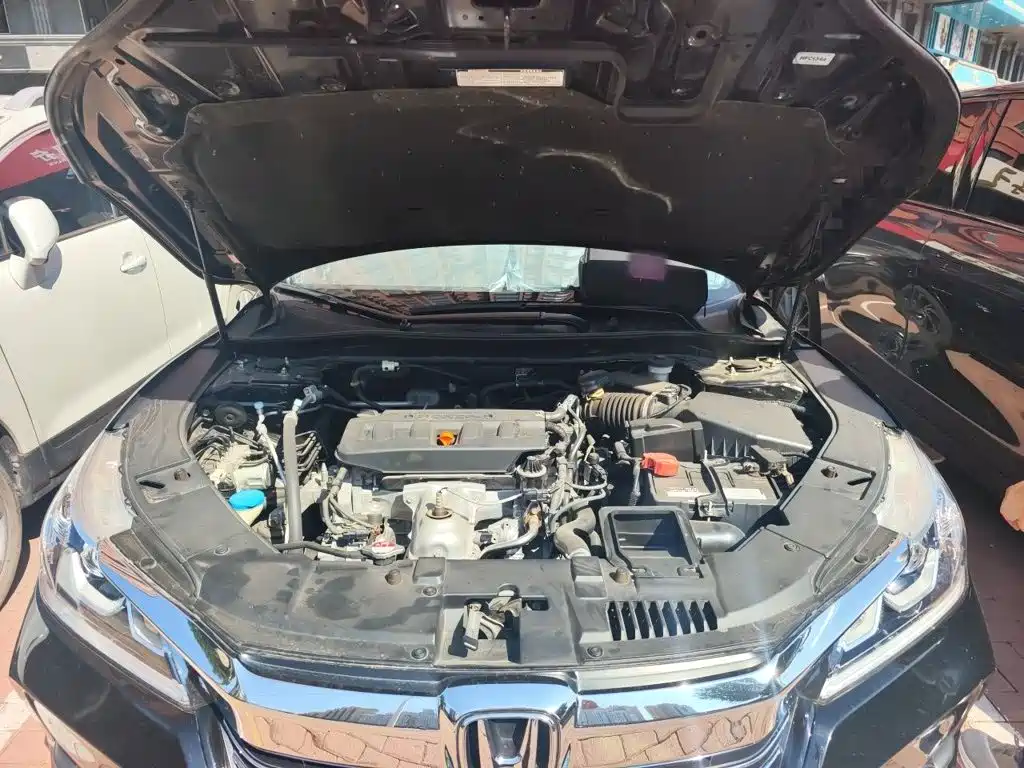 Honda Accord 2016 — фото 11