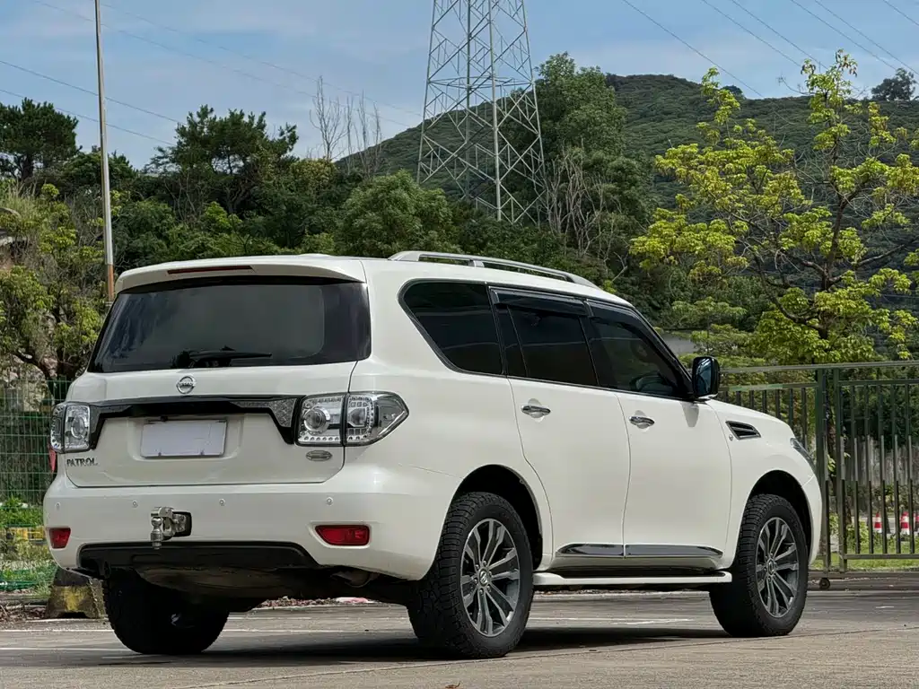 Nissan Patrol 2019 — фото 11