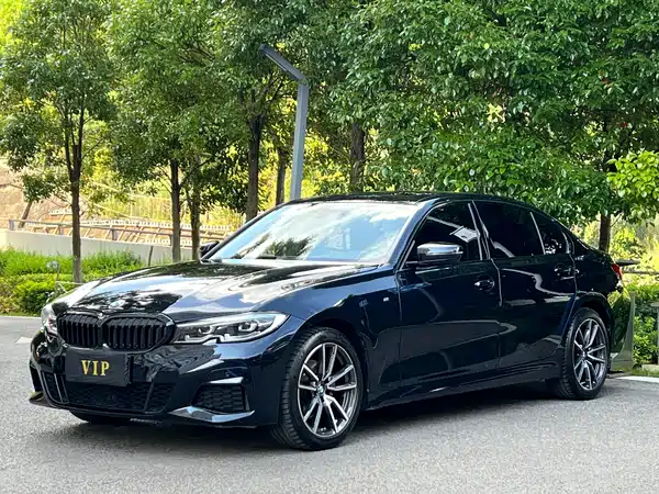 BMW 3 Series 2022