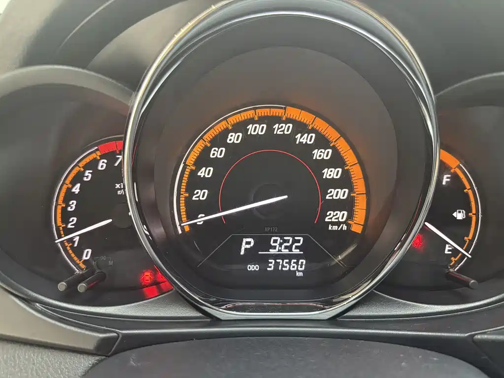 Toyota Yaris L 2023