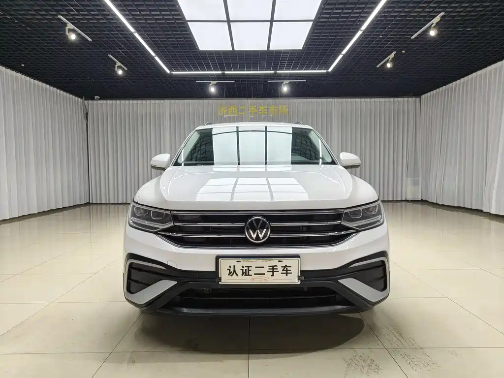 Volkswagen Tiguan L 2022