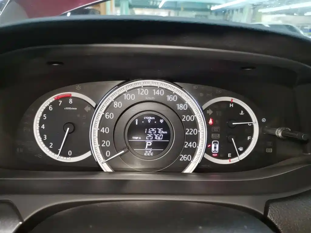 Honda Accord 2014 — фото 12