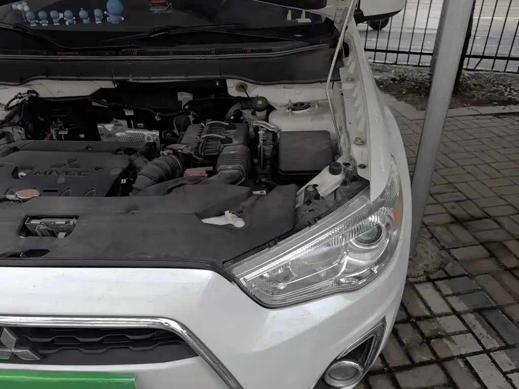 Mitsubishi ASX 2014 — фото 22