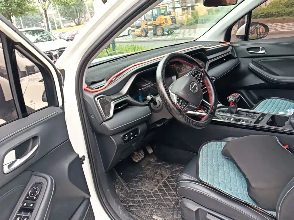 GAC Trumpchi GS4 2022 — фото 14