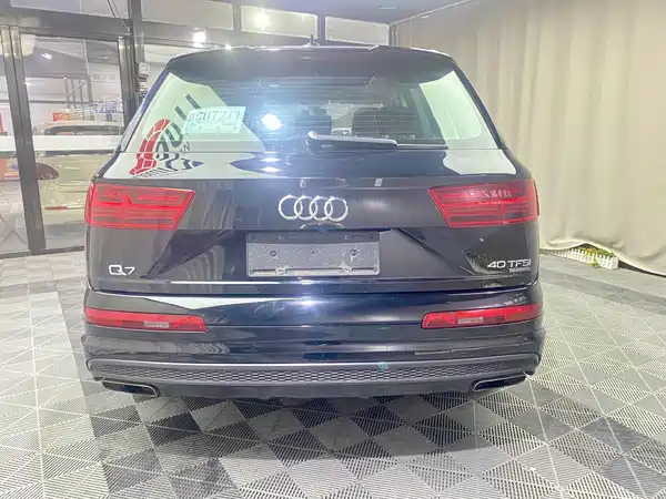 Audi Q7 2017