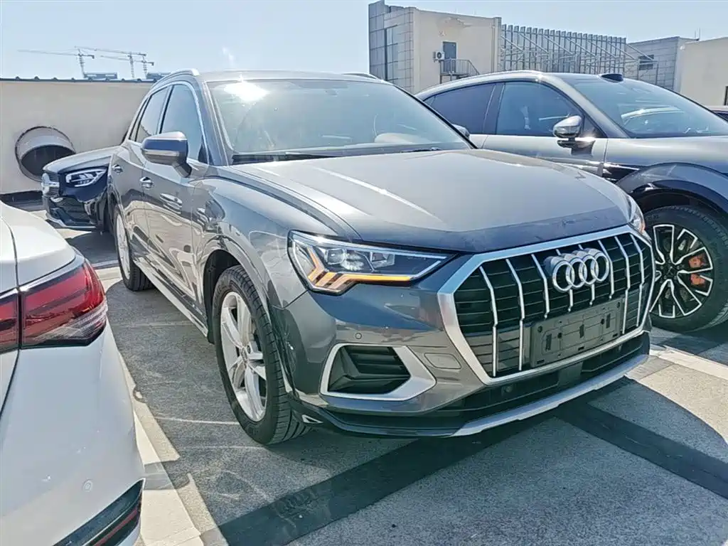 Audi Q3 2019 — фото 4