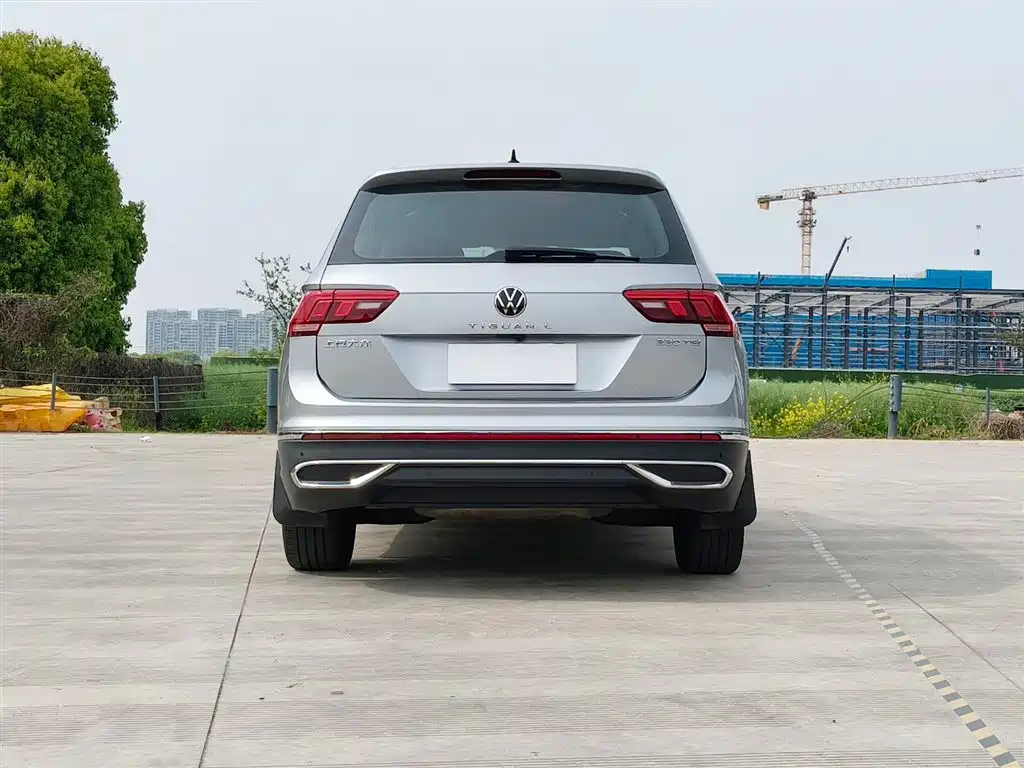 Volkswagen Tiguan L 2021