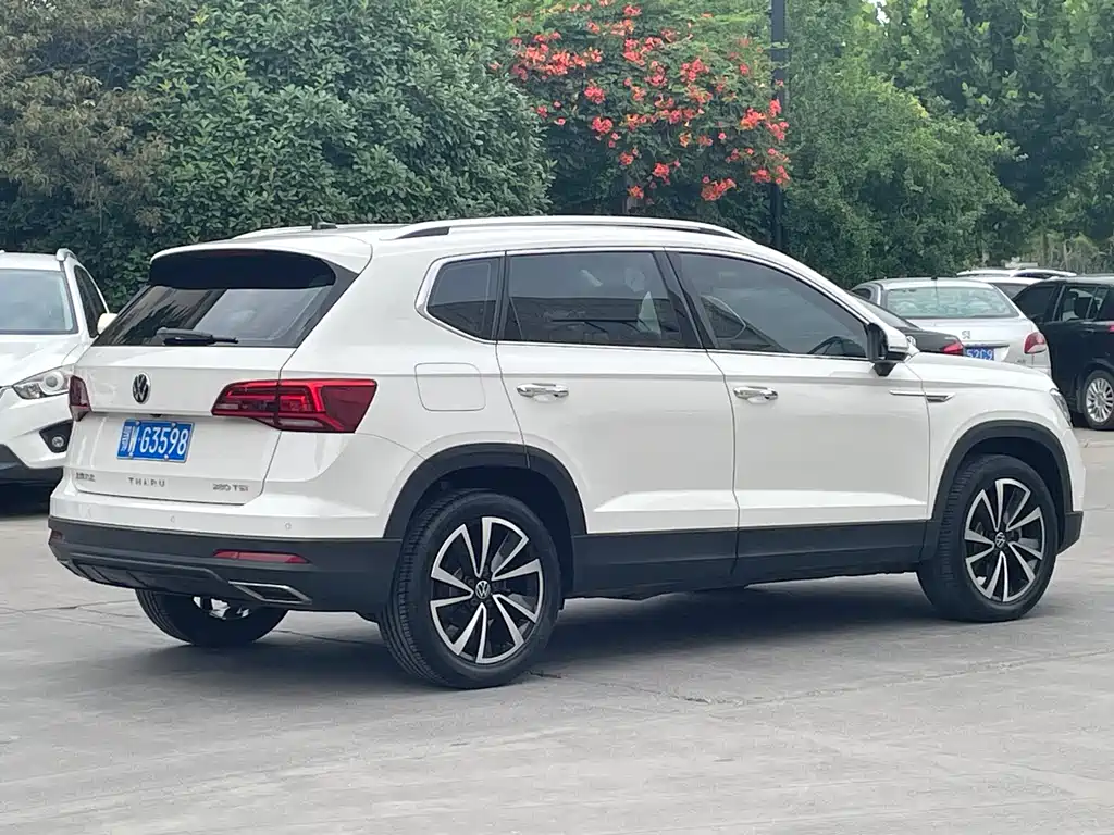 Volkswagen Tharu 2023 — фото 10