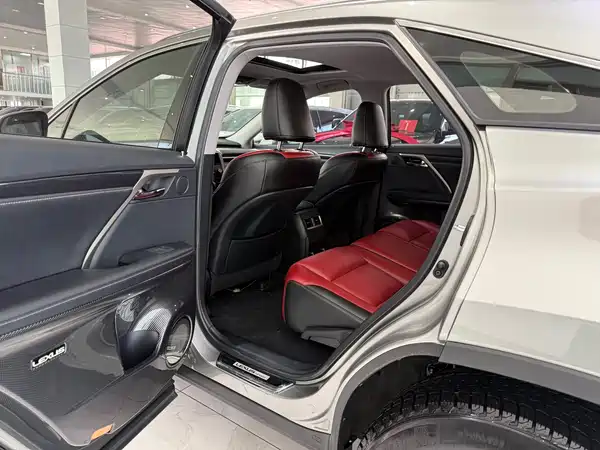 Lexus RX 2020