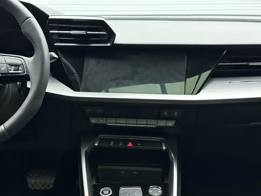 Audi A3 2022 — фото 16