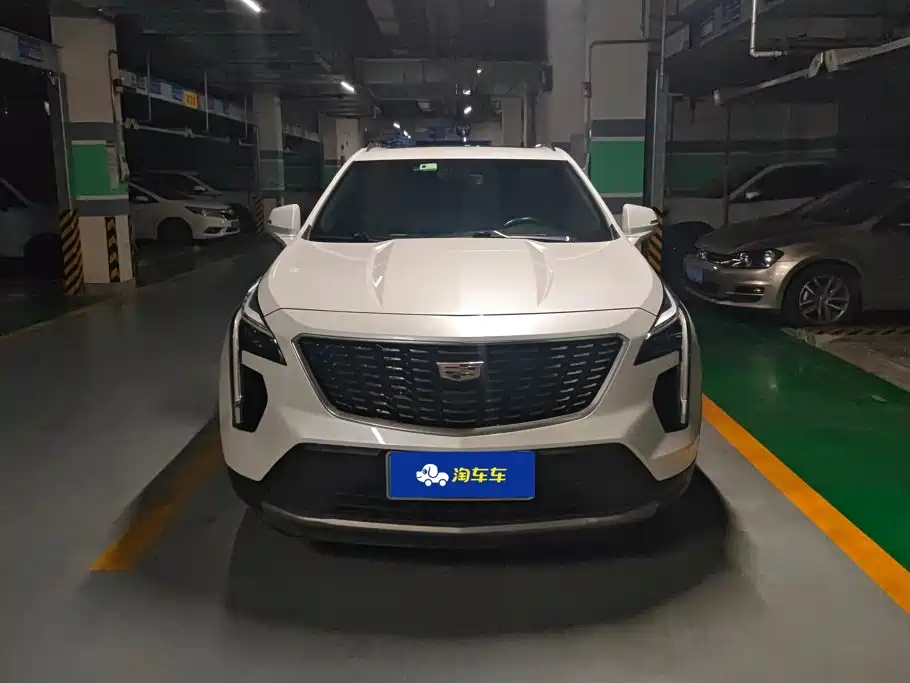 Cadillac XT4 2020 — фото 2