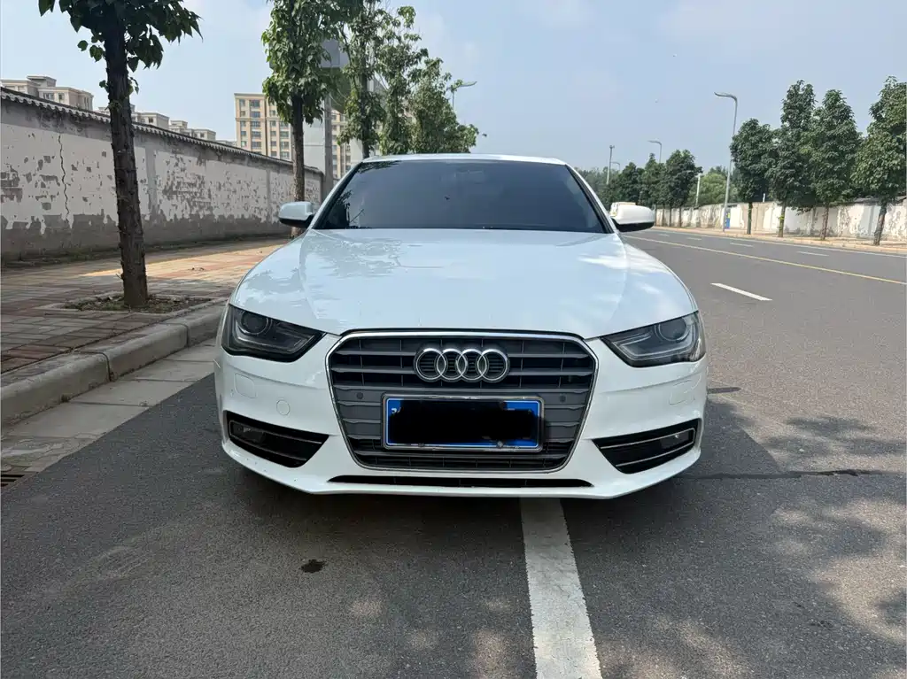 Audi A4L 2014