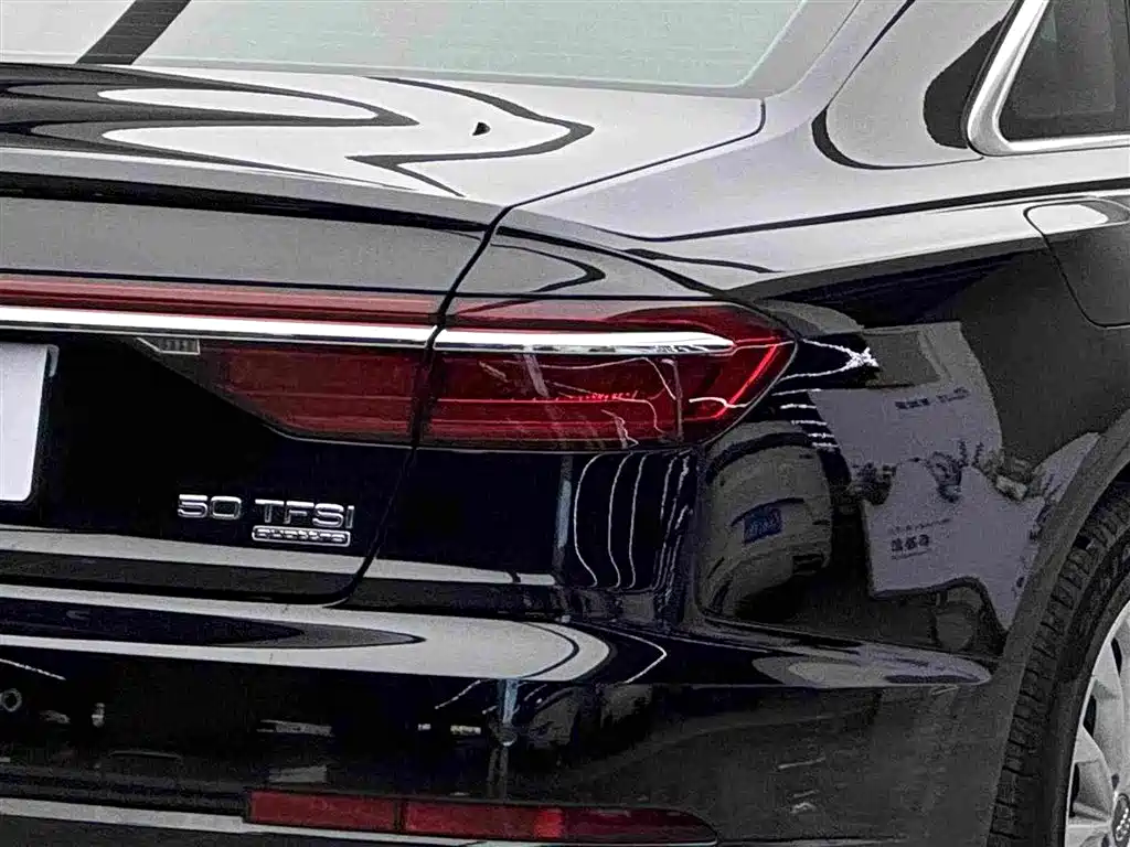 Audi A8 2020 — фото 14
