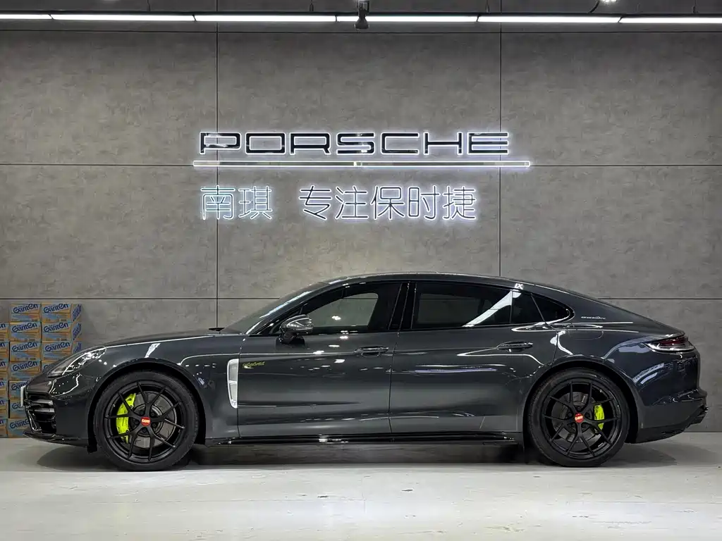 Porsche Panamera New Energy 2022 — фото 4
