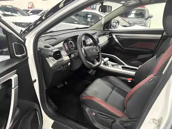 Geely Binyue 2022