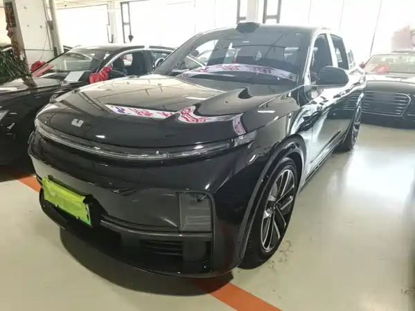 Li Auto L7 2025