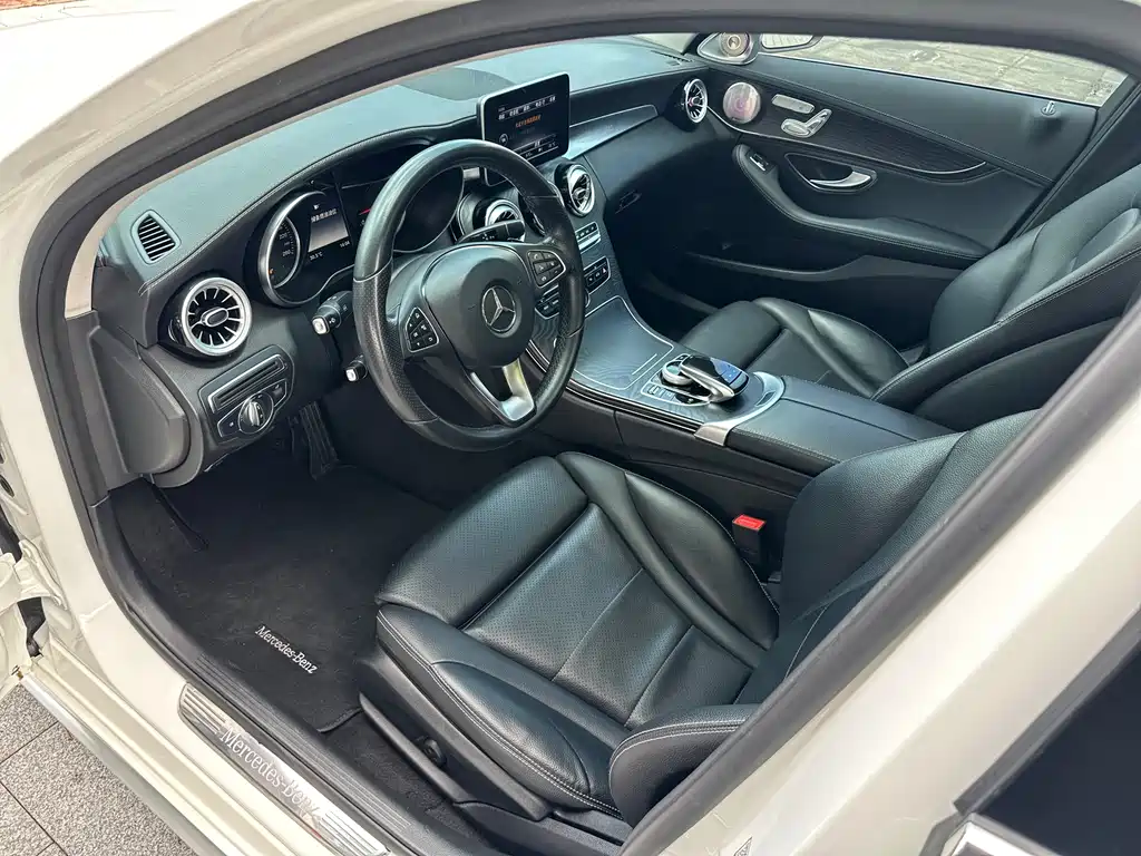 Mercedes-Benz C-Class 2017