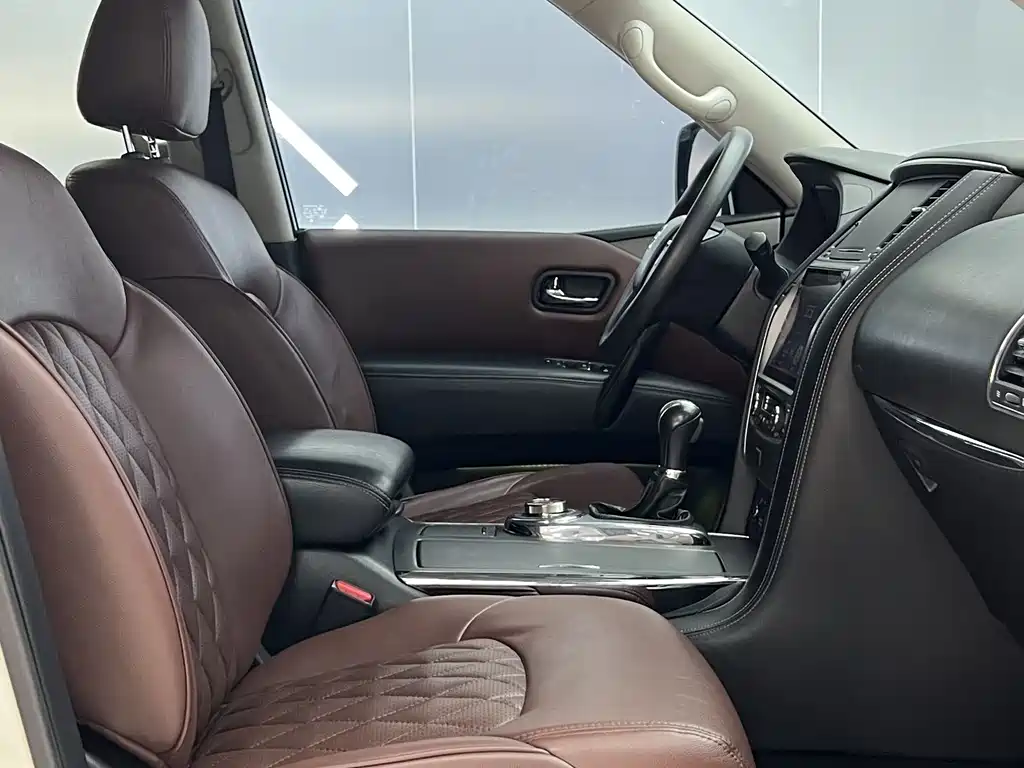 Nissan Patrol 2018 — фото 9