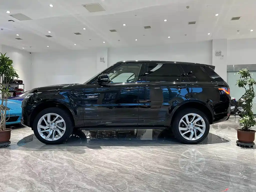 Land Rover Sport 2018 — фото 2