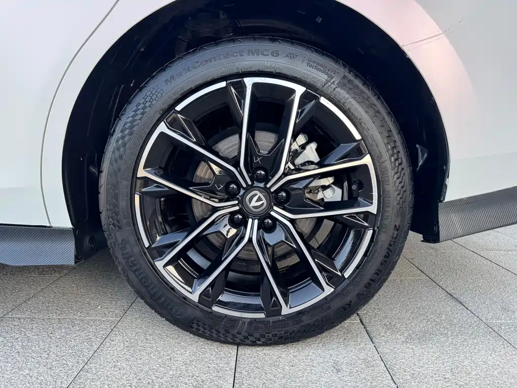Changan UNI-V Smart Electric Idd 2024 — фото 10