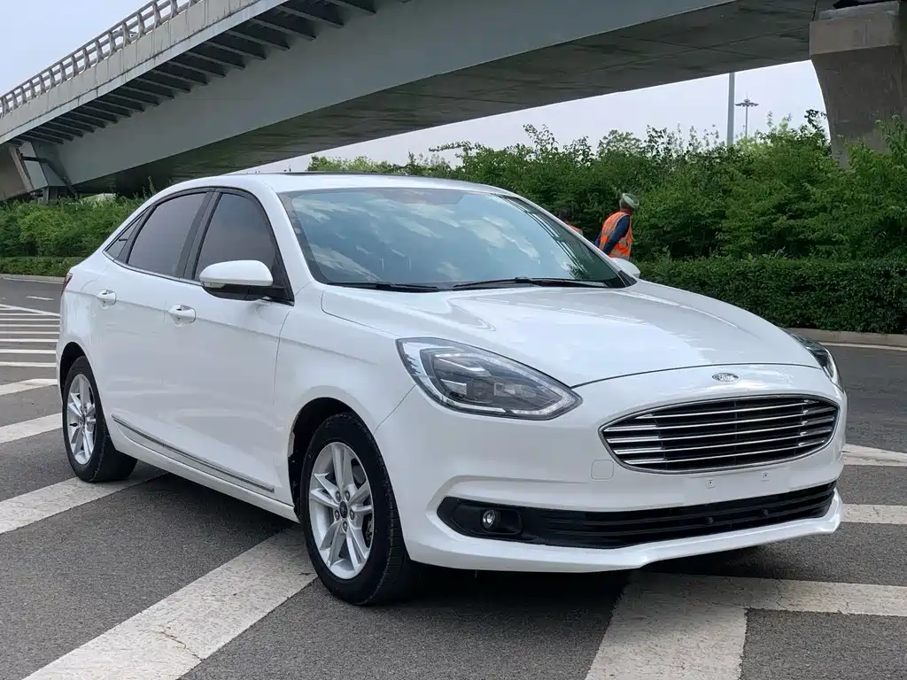 Ford Escort 2021
