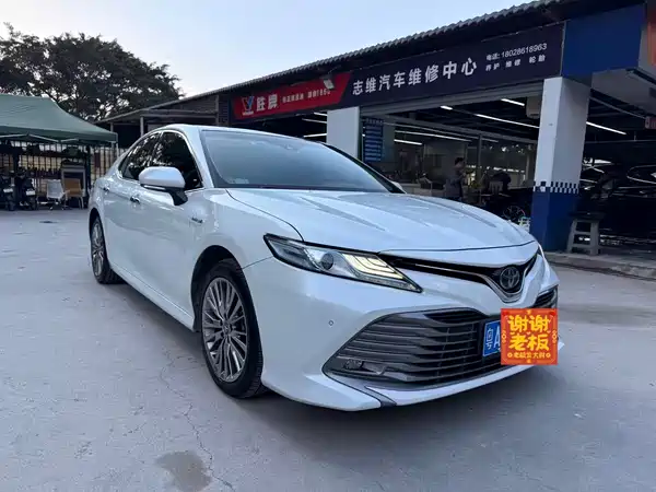 Toyota Camry 2018