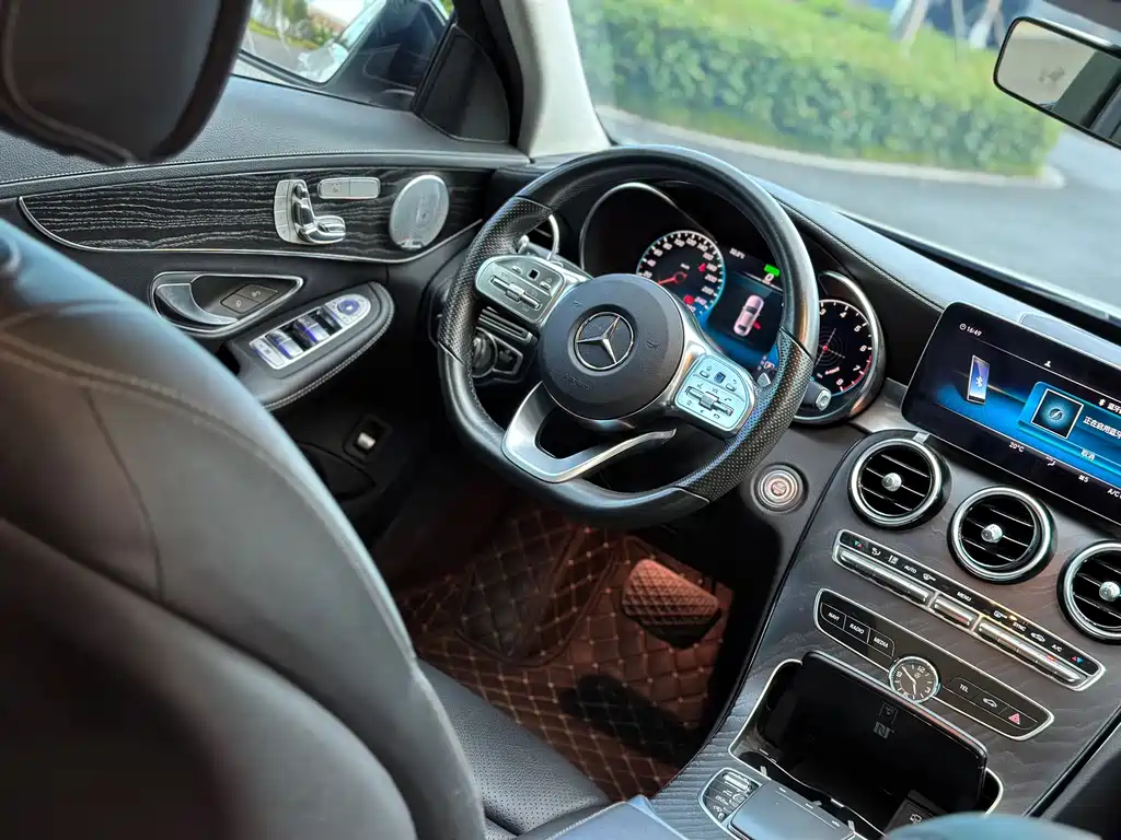 Mercedes-Benz C-Class 2021 — фото 13