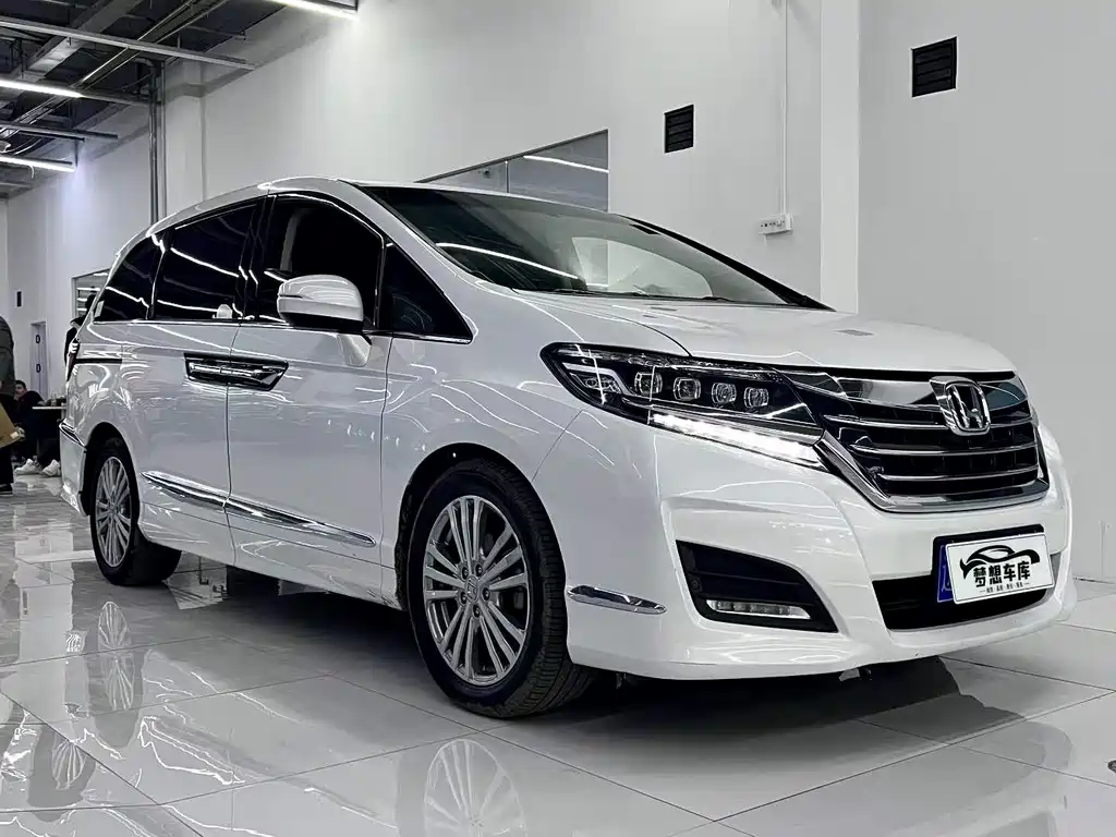 Honda Elysion 2017