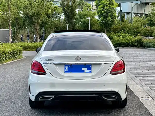 Mercedes-Benz C-Class 2021