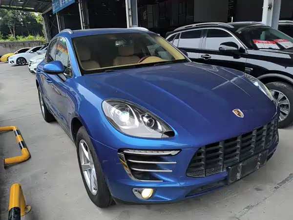 Porsche Macan 2015