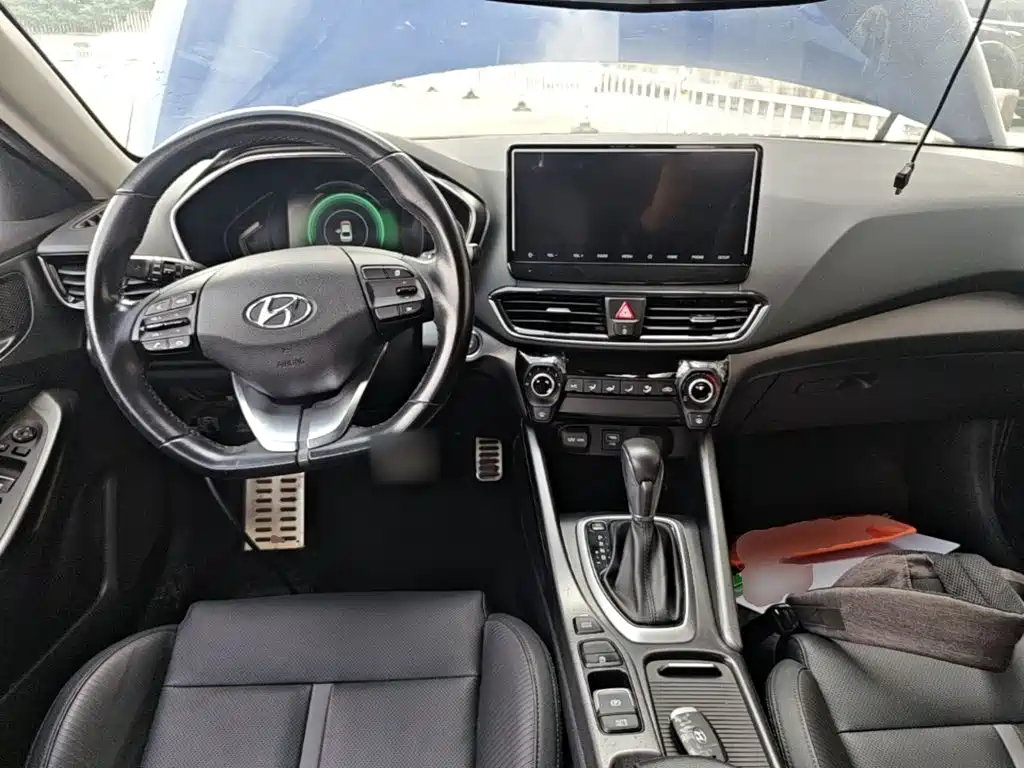 Hyundai Festa 2018 — фото 10