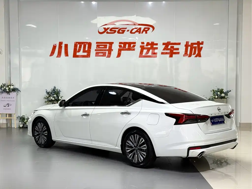 Nissan Teana 2023