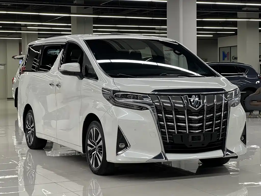 Toyota Alphard 2018 — фото 3
