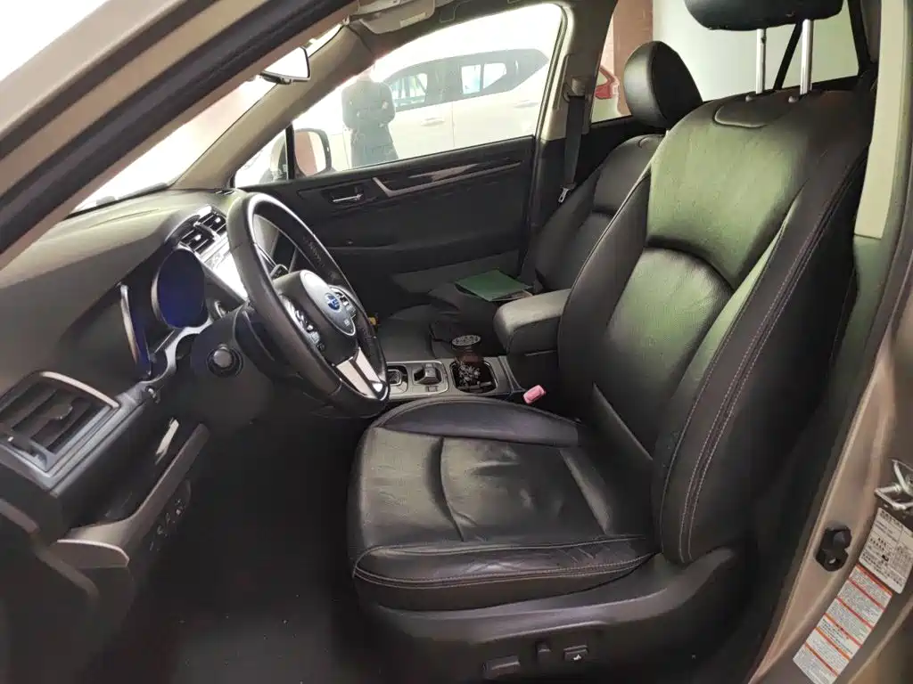 Subaru Outback 2016 — фото 8